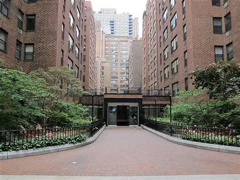 2 tudor city pl in murray hill nyc